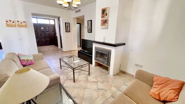 2 makuuhuone Huvila myytävänä paikassa Hacienda del Alamo, Fuente Alamo de Murcia mukana uima-altaan 
autotalli - 164 950 € (Ref: 9887958)