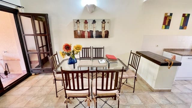 2 makuuhuone Huvila myytävänä paikassa Hacienda del Alamo, Fuente Alamo de Murcia mukana uima-altaan 
autotalli - 164 950 € (Ref: 9887958)