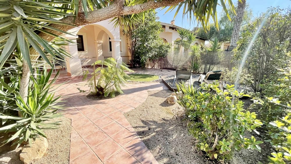 2 makuuhuone Huvila myytävänä paikassa Hacienda del Alamo mukana uima-altaan 
autotalli - 164 950 € (Ref: 9887958)