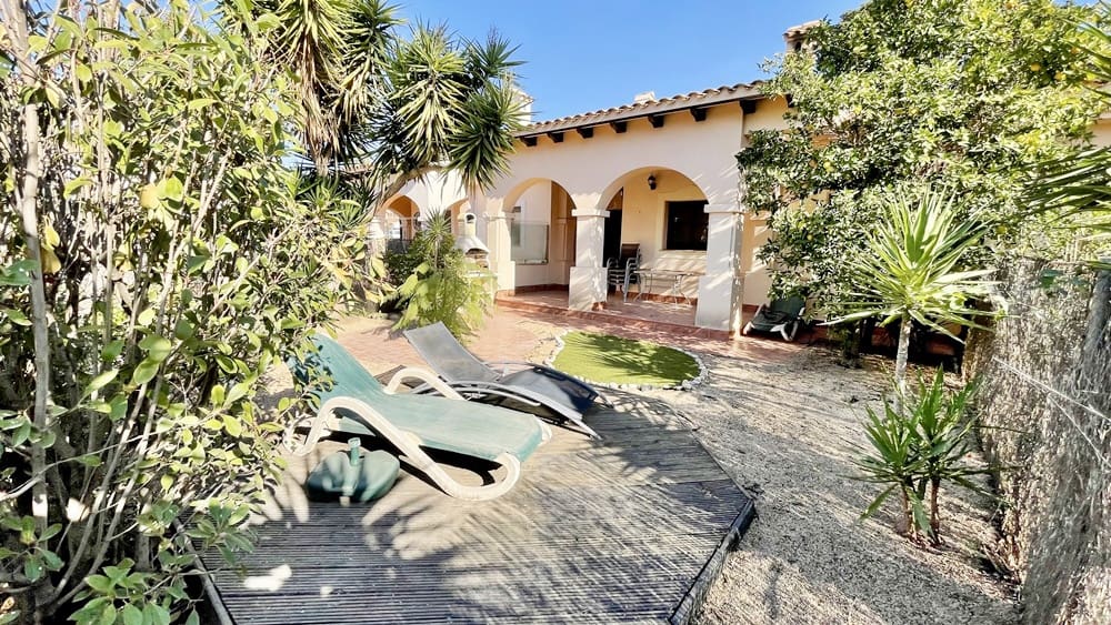 2 makuuhuone Huvila myytävänä paikassa Hacienda del Alamo mukana uima-altaan 
autotalli - 164 950 € (Ref: 9887958)