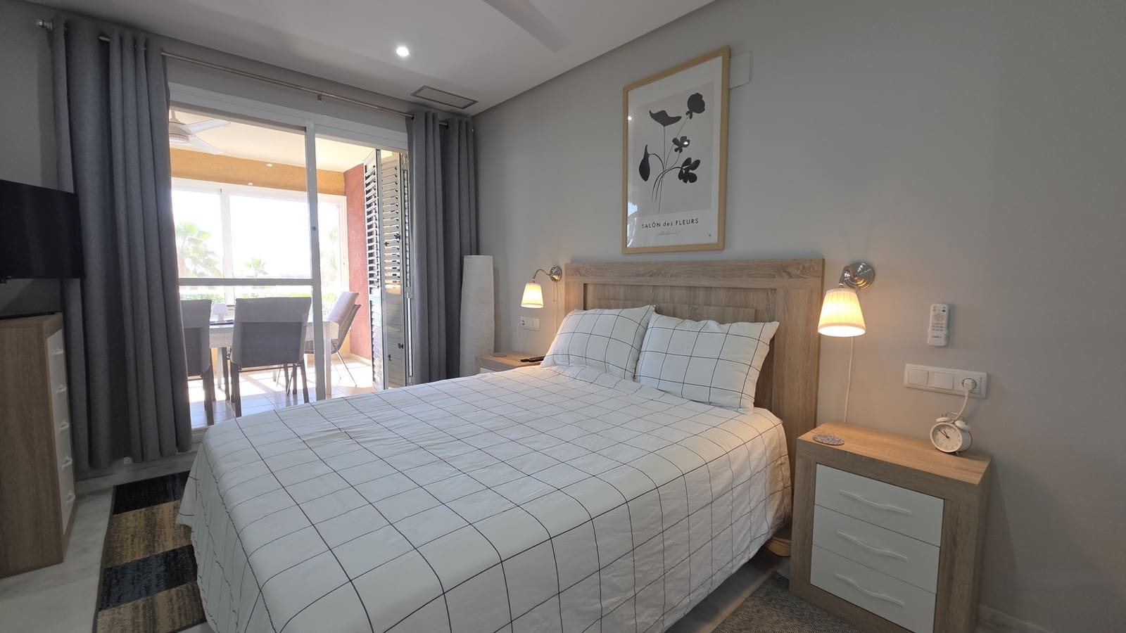 2 soverom Leilighet til salgs i Hacienda del Alamo med svømmebasseng garasje - € 184 950 (Ref: 9902179)