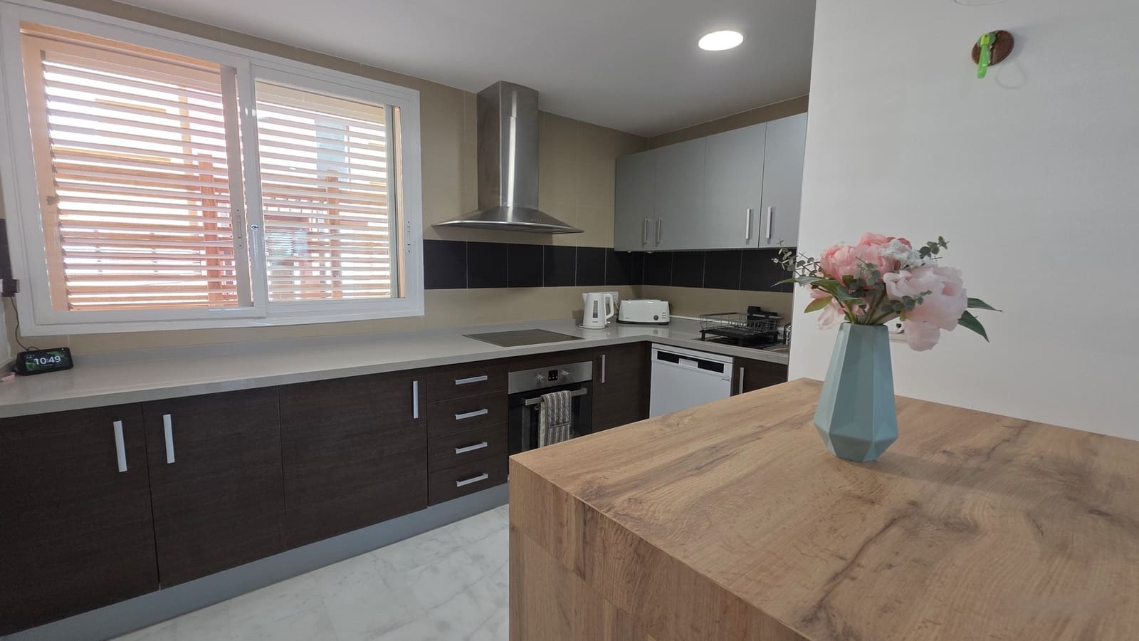 2 soverom Leilighet til salgs i Hacienda del Alamo med svømmebasseng garasje - € 184 950 (Ref: 9902179)