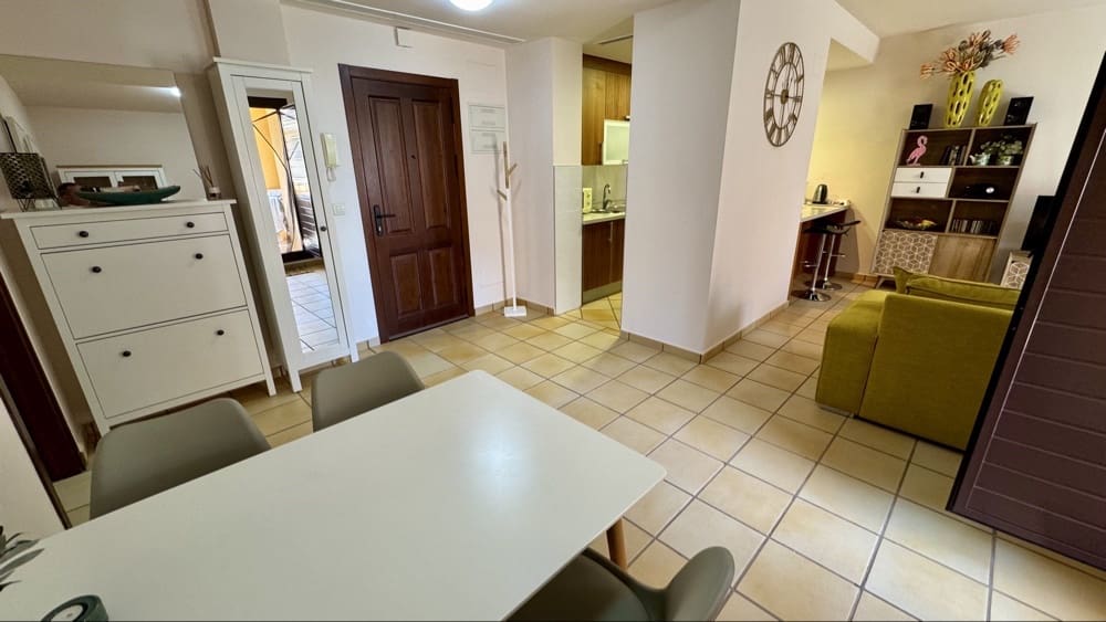 2 Zimmer Apartment zu verkaufen in Hacienda del Alamo mit Pool Garage - 168.500 € (Ref: 9908297)