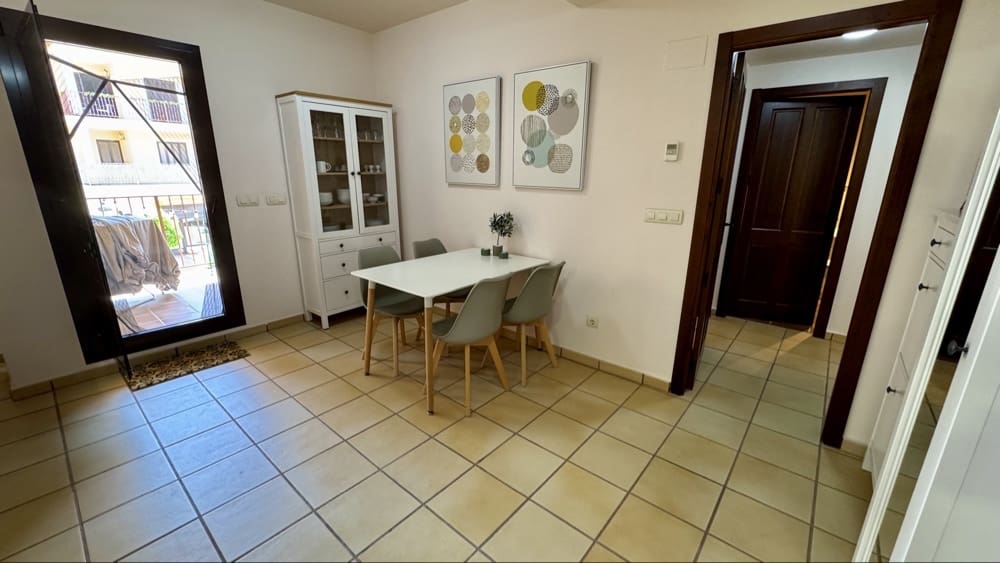 2 Zimmer Apartment zu verkaufen in Hacienda del Alamo mit Pool Garage - 168.500 € (Ref: 9908297)