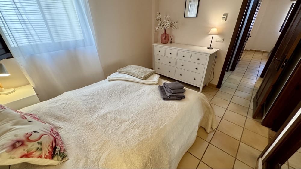 2 Zimmer Apartment zu verkaufen in Hacienda del Alamo mit Pool Garage - 168.500 € (Ref: 9908297)