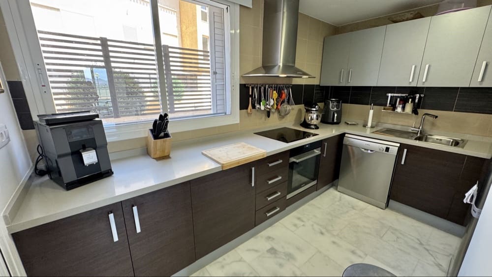 Apartamento de 2 habitaciones en Hacienda del Alamo en venta con piscina garaje - 199.990 € (Ref: 9909345)