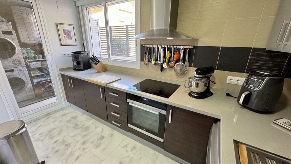 Apartamento de 2 habitaciones en Hacienda del Alamo en venta con piscina garaje - 199.990 € (Ref: 9909345)