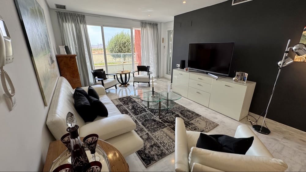 Apartamento de 2 habitaciones en Hacienda del Alamo en venta con piscina garaje - 199.990 € (Ref: 9909345)