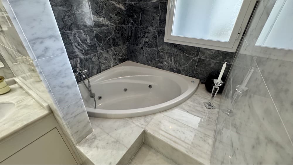 Apartamento de 2 habitaciones en Hacienda del Alamo en venta con piscina garaje - 199.990 € (Ref: 9909345)