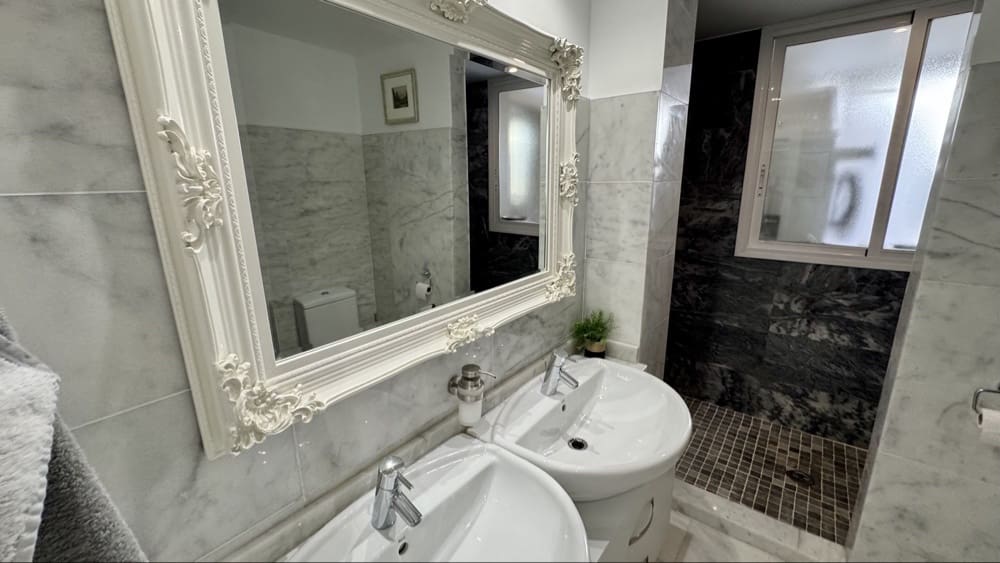 2 Zimmer Apartment zu verkaufen in Hacienda del Alamo mit Pool Garage - 199.990 € (Ref: 9918585)