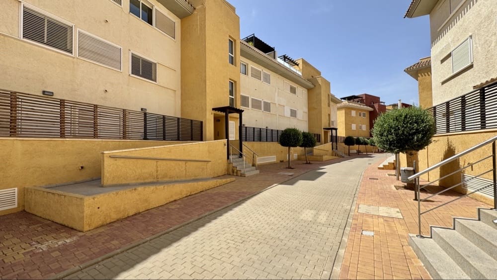 2 Zimmer Apartment zu verkaufen in Hacienda del Alamo mit Pool Garage - 199.990 € (Ref: 9918953)