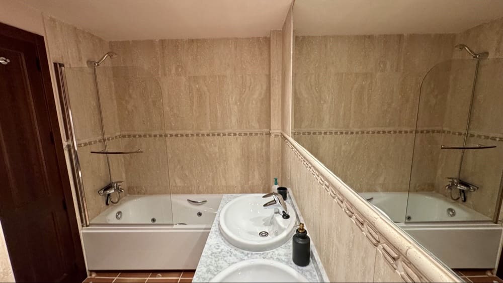 2 soveværelse Lejlighed til salg i Hacienda del Alamo med swimmingpool garage - € 168.500 (Ref: 9928024)