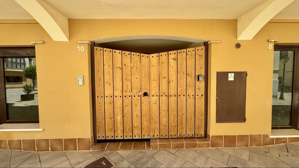 2 soveværelse Lejlighed til salg i Hacienda del Alamo med swimmingpool garage - € 168.500 (Ref: 9928024)