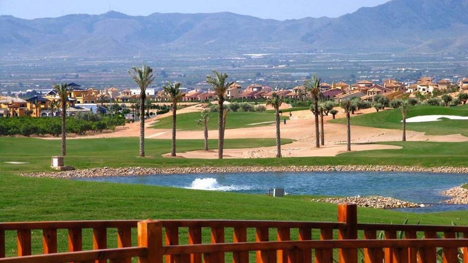 1 bedroom Villa for sale in Hacienda del Alamo with pool garage - € 159,950 (Ref: 9938476)