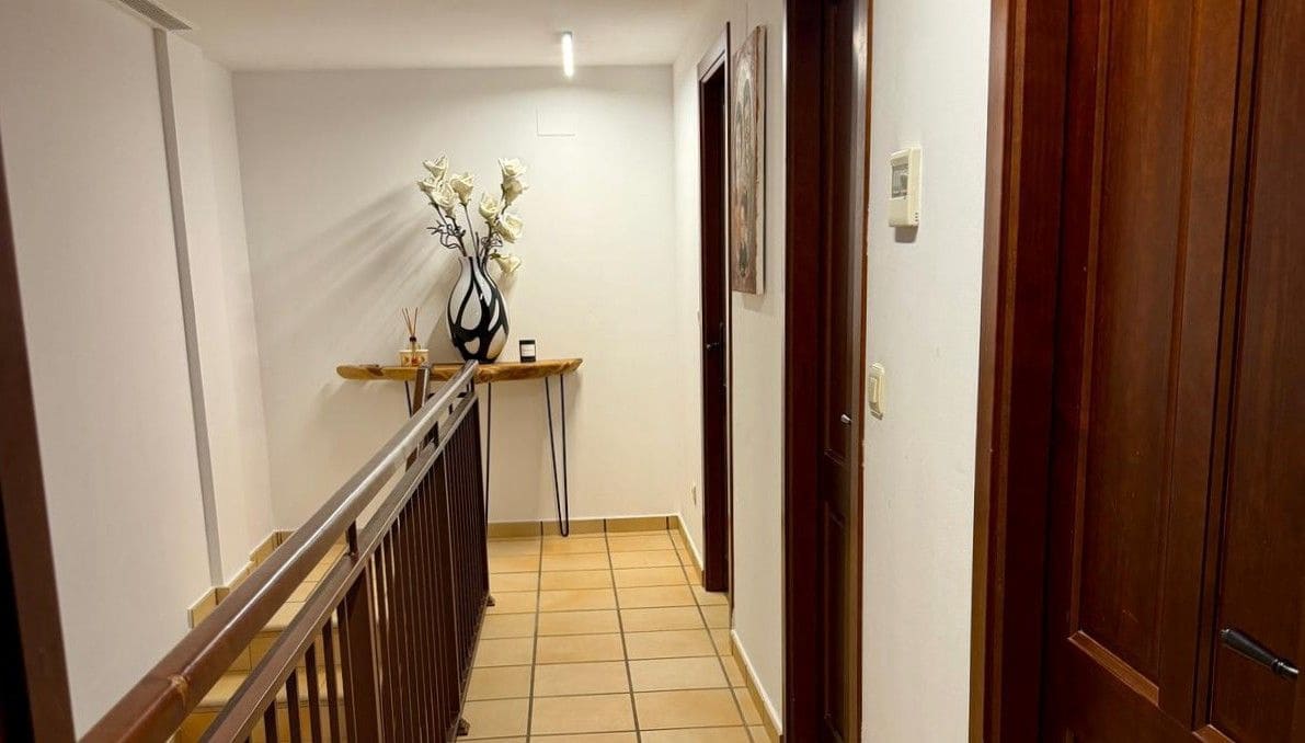 3 chambre Villa/Maison à vendre à Hacienda del Alamo avec piscine garage - 197 000 € (Ref: 9938585)