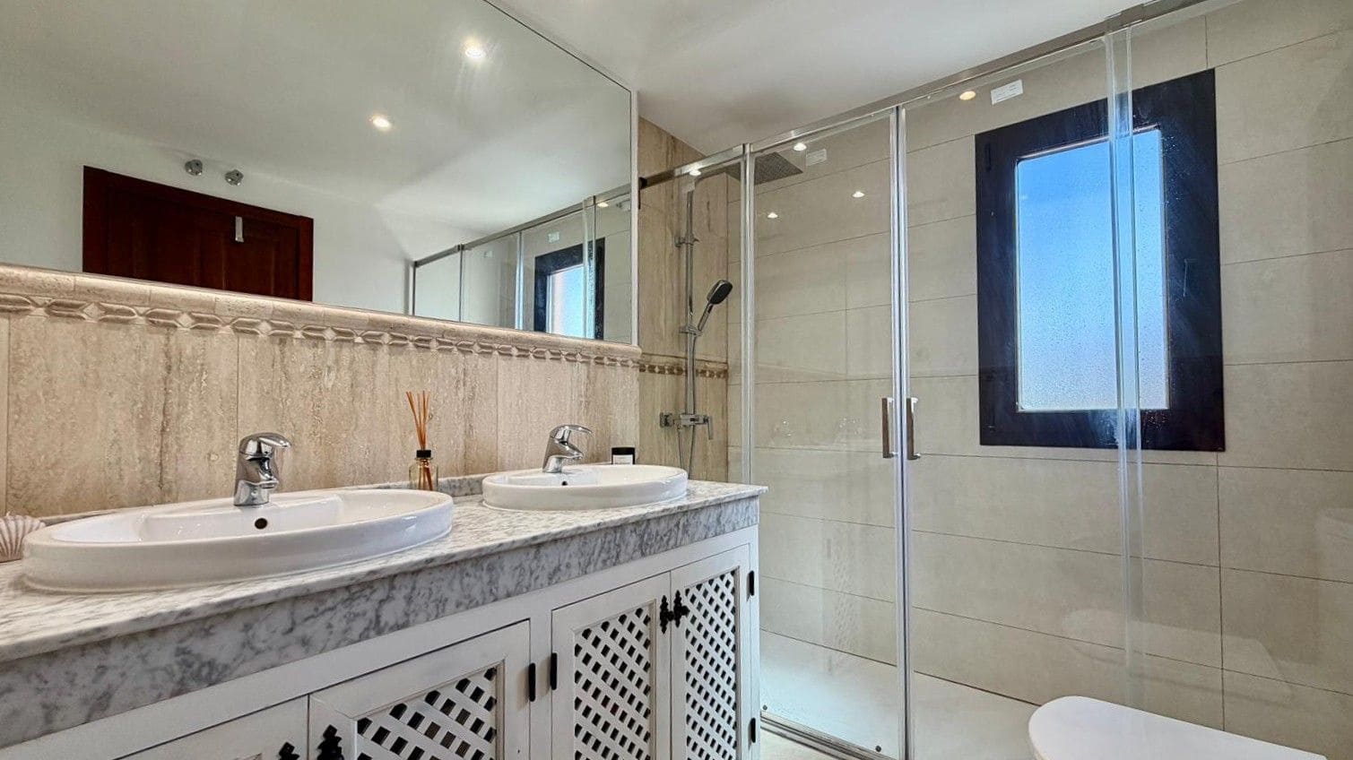 3 chambre Villa/Maison à vendre à Hacienda del Alamo avec piscine garage - 197 000 € (Ref: 9938585)