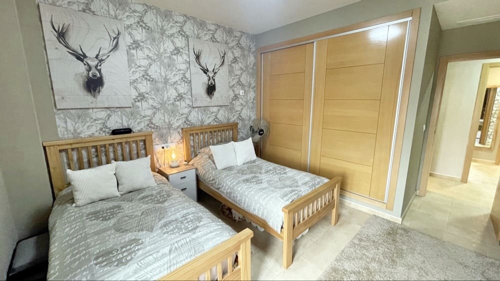 2 Zimmer Apartment zu verkaufen in Hacienda del Alamo mit Pool Garage - 157.950 € (Ref: 9950449)
