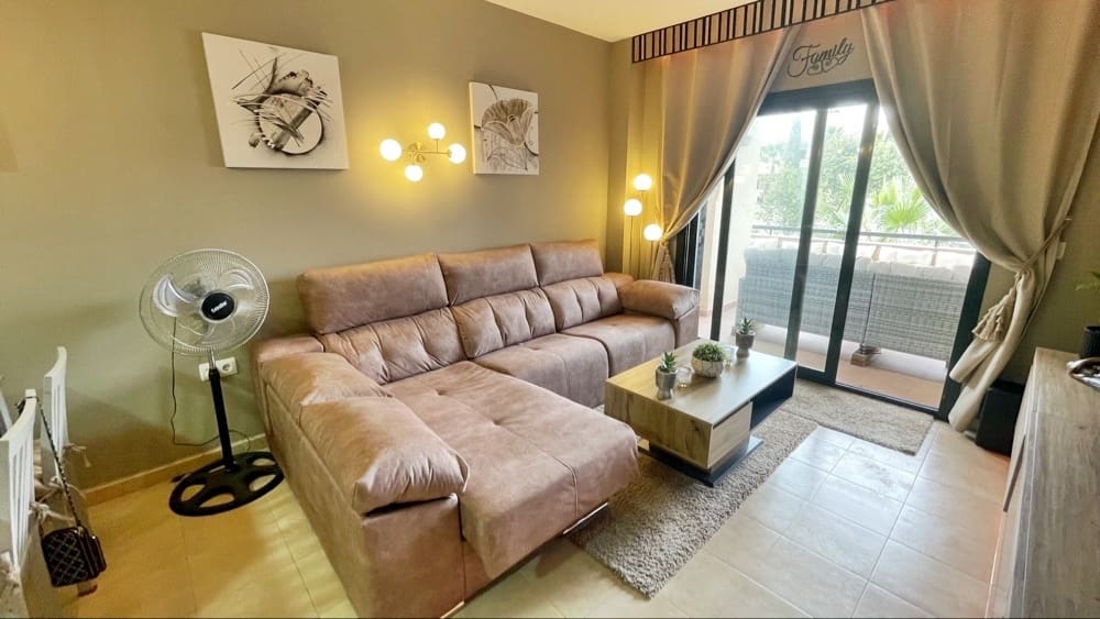 2 Zimmer Apartment zu verkaufen in Hacienda del Alamo mit Pool Garage - 157.950 € (Ref: 9950449)