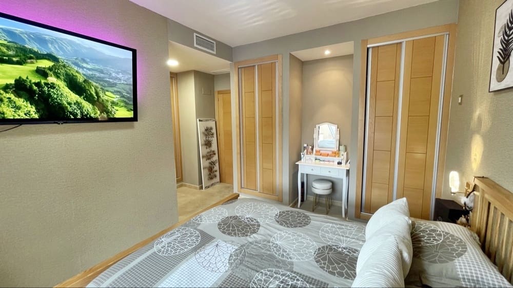 2 Zimmer Apartment zu verkaufen in Hacienda del Alamo mit Pool Garage - 157.950 € (Ref: 9950449)