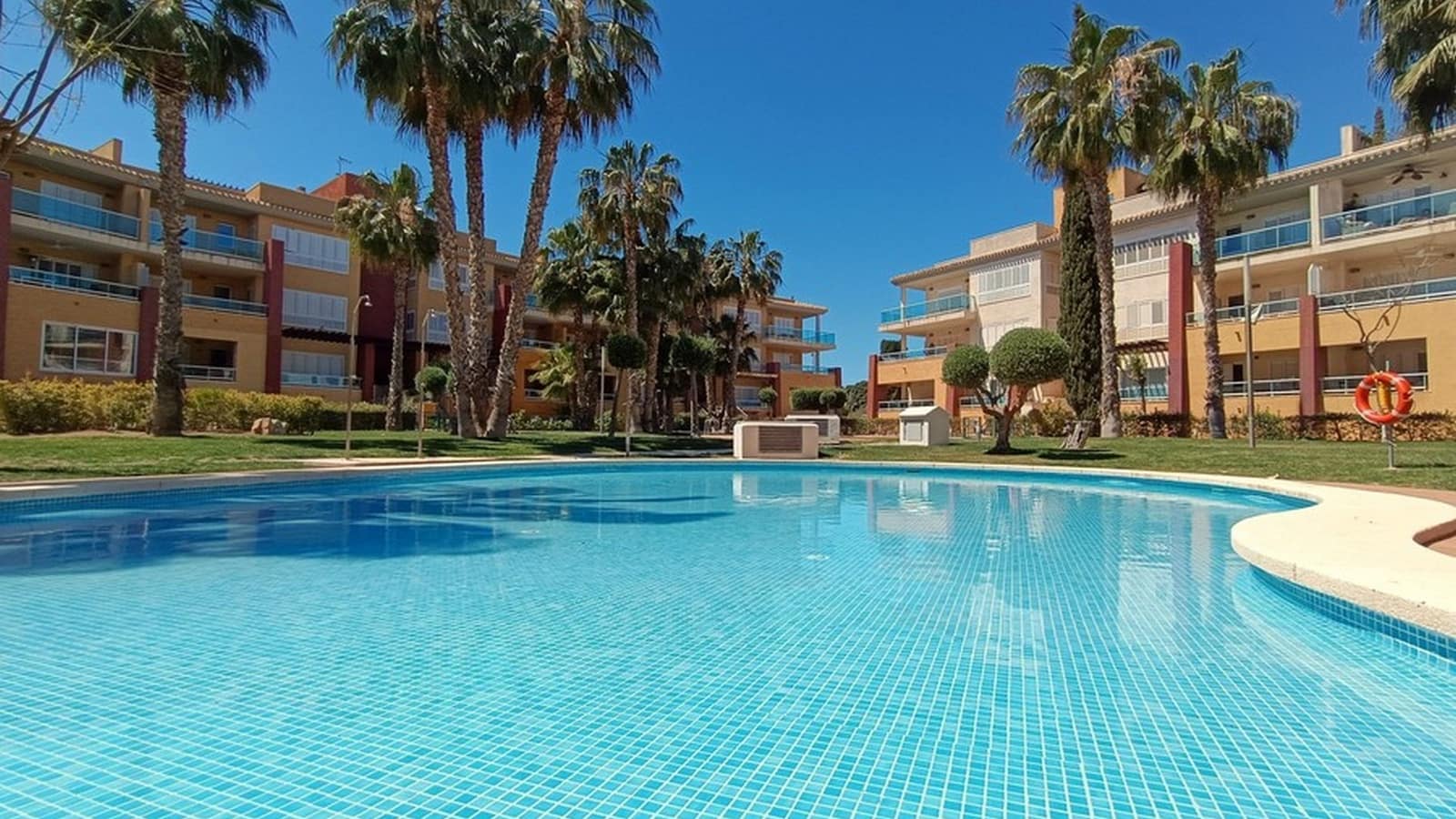 2 slaapkamer Appartement te koop in Hacienda del Alamo met zwembad garage - € 199.950 (Ref: 9981555)
