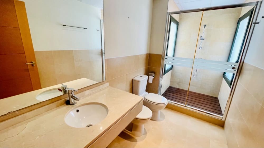 2 bedroom Apartment for sale in Hacienda del Alamo with pool garage - € 144,500 (Ref: 9983842)