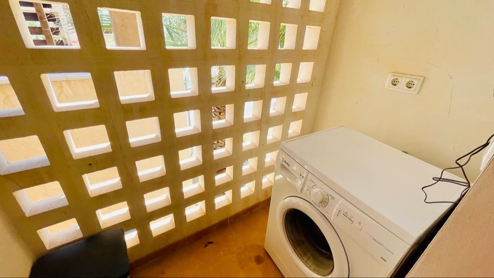 2 bedroom Apartment for sale in Hacienda del Alamo with pool garage - € 144,500 (Ref: 9983842)