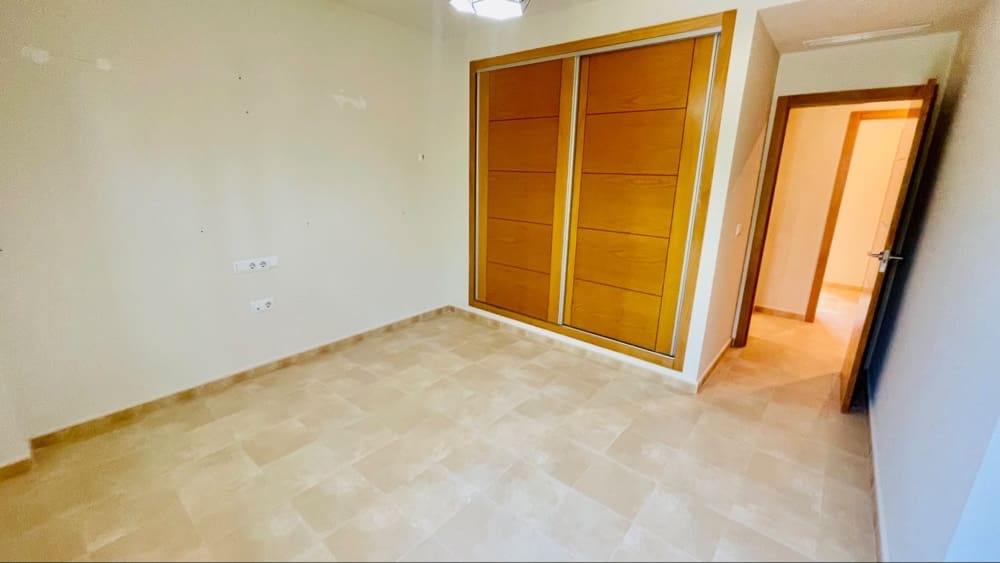 2 bedroom Apartment for sale in Hacienda del Alamo with pool garage - € 144,500 (Ref: 9983842)