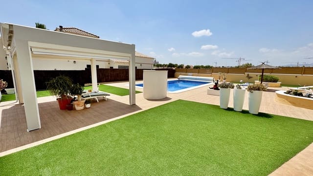 3 soverom Villa til salgs i Hacienda del Alamo, Fuente Alamo de Murcia med svømmebasseng garasje - € 595 000 (Ref: 9983848)