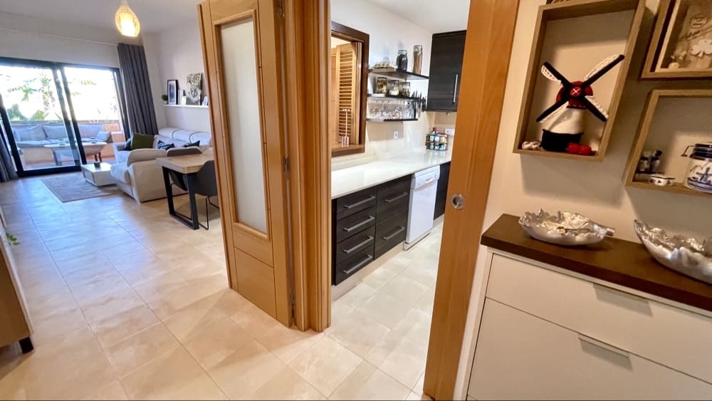 3 chambre Appartement à vendre à Hacienda del Alamo avec piscine garage - 189 950 € (Ref: 9985570)
