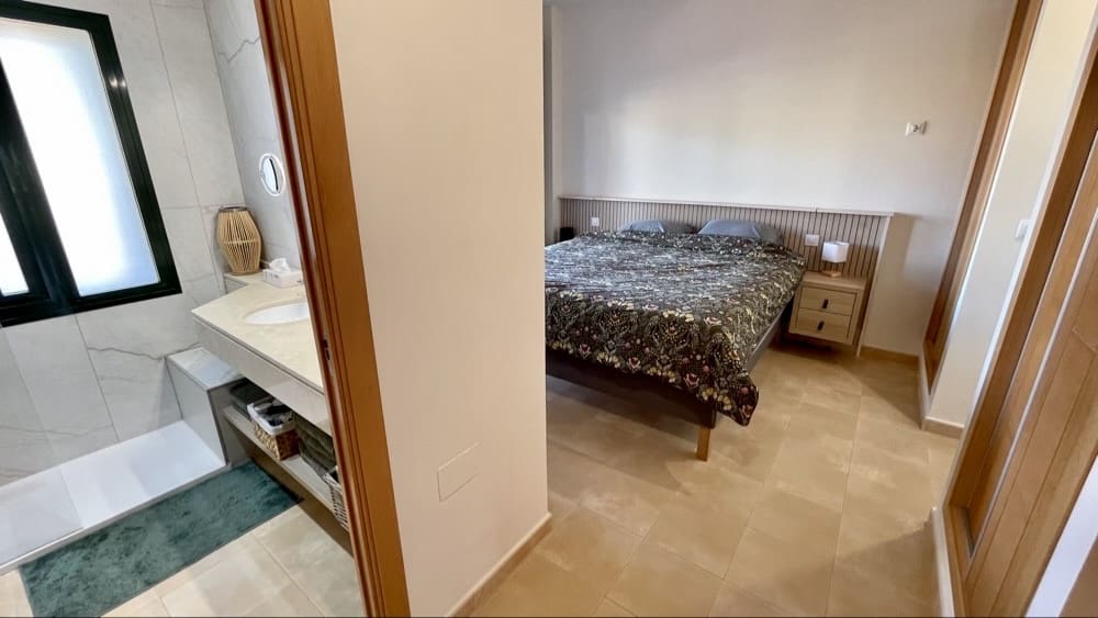 3 chambre Appartement à vendre à Hacienda del Alamo avec piscine garage - 189 950 € (Ref: 9985570)
