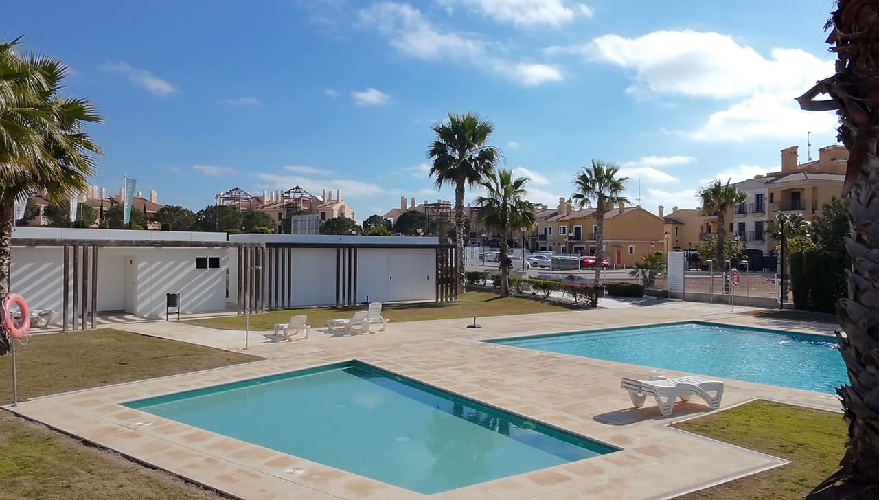 2 chambre Appartement à vendre à Hacienda del Alamo avec piscine garage - 147 500 € (Ref: 9990914)