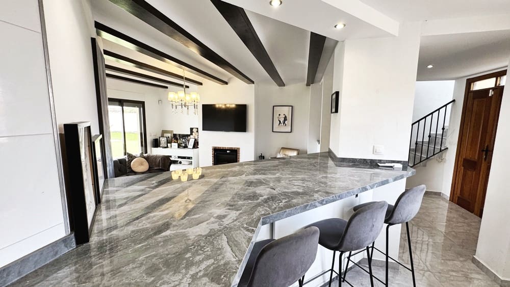 4 camera da letto Villa in vendita in Hacienda del Alamo con piscina garage - 695.000 € (Rif: 9997751)