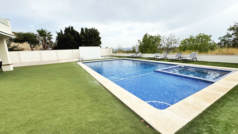 4 camera da letto Villa in vendita in Hacienda del Alamo con piscina garage - 695.000 € (Rif: 9997751)