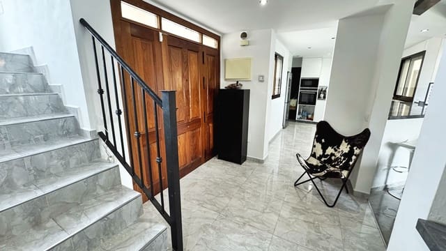 4 bedroom Villa for sale in Hacienda del Alamo, Fuente Alamo de Murcia with pool garage - € 695,000 (Ref: 9997751)