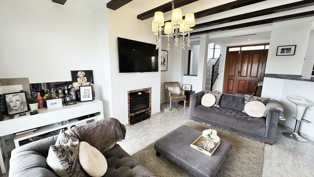 4 camera da letto Villa in vendita in Hacienda del Alamo con piscina garage - 695.000 € (Rif: 9997751)