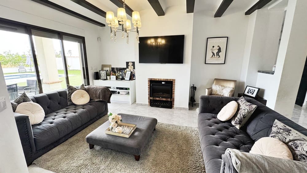 4 camera da letto Villa in vendita in Hacienda del Alamo con piscina garage - 695.000 € (Rif: 9997751)