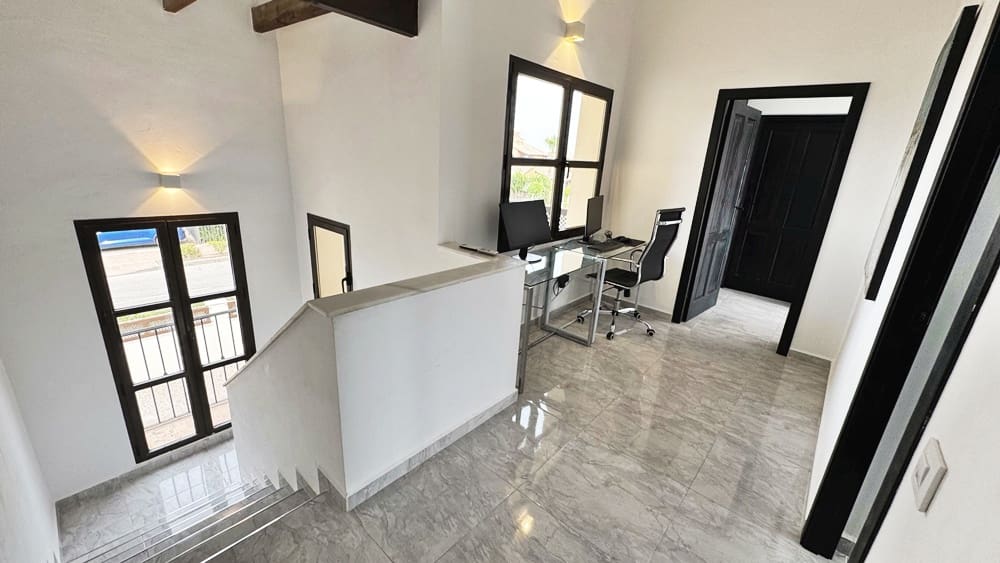 4 camera da letto Villa in vendita in Hacienda del Alamo con piscina garage - 695.000 € (Rif: 9997751)