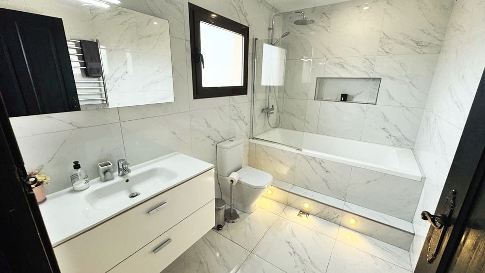 4 camera da letto Villa in vendita in Hacienda del Alamo con piscina garage - 695.000 € (Rif: 9997751)