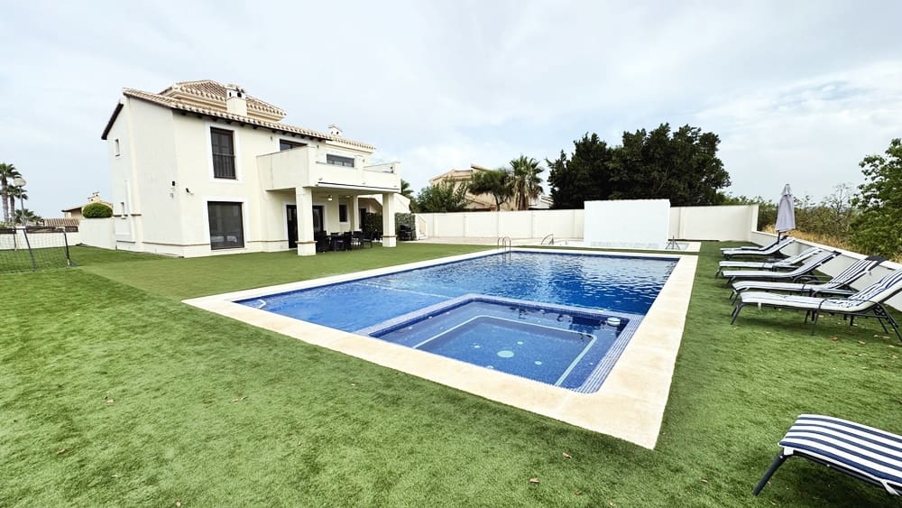 4 camera da letto Villa in vendita in Hacienda del Alamo con piscina garage - 695.000 € (Rif: 9997751)