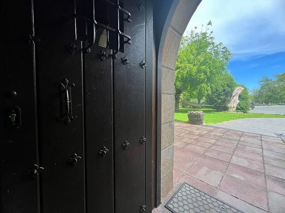 9 soveværelse Villa til salg i Donostia-San Sebastian - € 2.750.000 (Ref: 8905915)