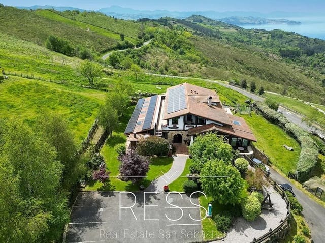 9 soveværelse Villa til salg i Donostia-San Sebastián - € 2.750.000 (Ref: 8905915)