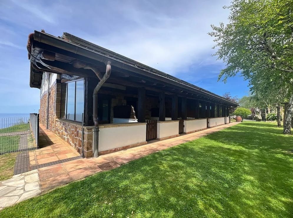 9 soveværelse Villa til salg i Donostia-San Sebastian - € 2.750.000 (Ref: 8905915)