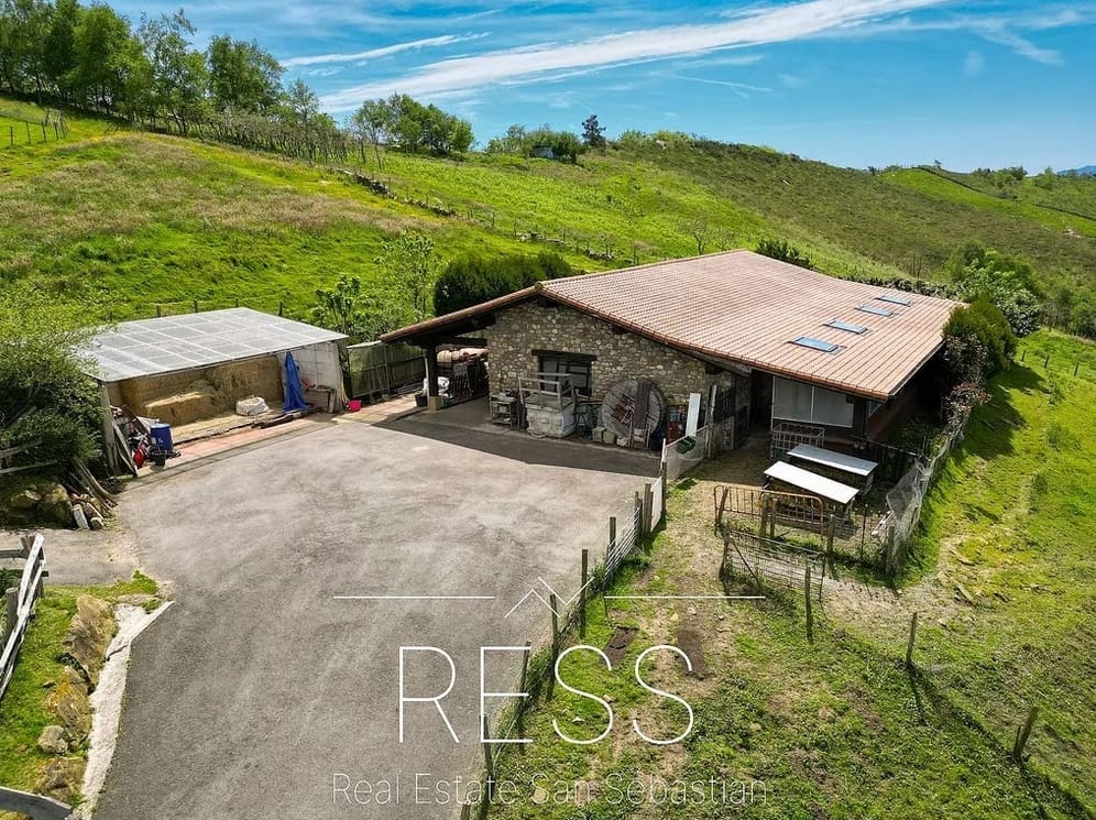 9 soveværelse Villa til salg i Donostia-San Sebastian - € 2.750.000 (Ref: 8905915)