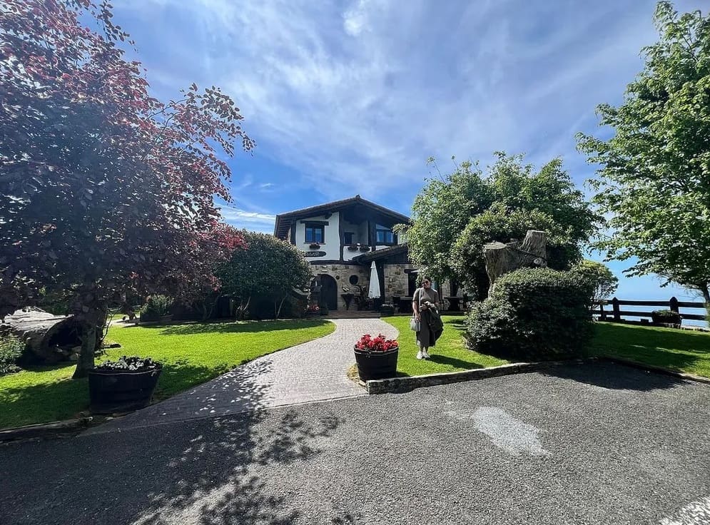 9 soveværelse Villa til salg i Donostia-San Sebastian - € 2.750.000 (Ref: 8905915)