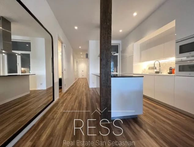 4 sovrum Lägenhet till salu i Donostia-San Sebastián - 2 100 000 € (Ref: 8906971)