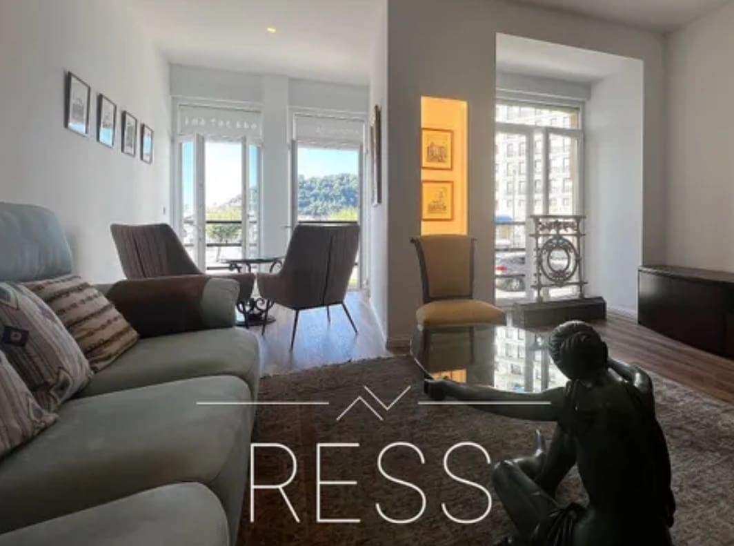 4 bedroom Apartment for sale in Donostia-San Sebastian - € 2,100,000 (Ref: 8906971)