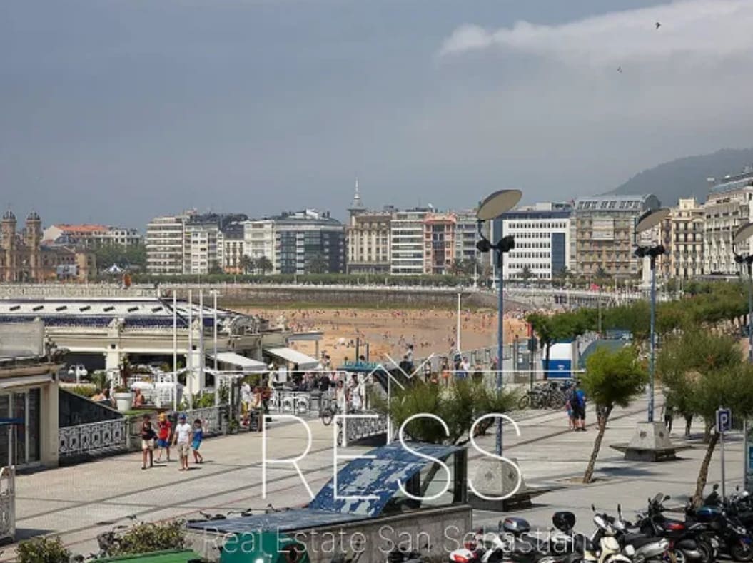 3 soveværelse Lejlighed til salg i Donostia-San Sebastian med garage - € 1.550.000 (Ref: 8906972)