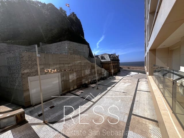 4 quarto Apartamento para venda em Donostia-San Sebastián - 875 000 € (Ref: 9168202)