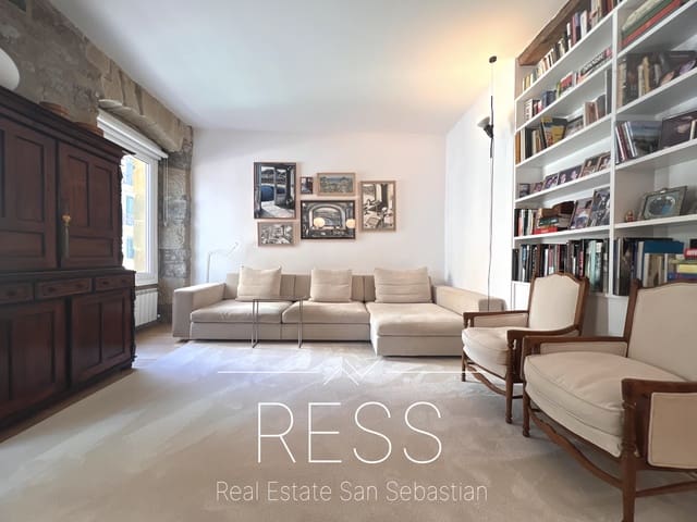 3 soveværelse Lejlighed til salg i Donostia-San Sebastián - € 700.000 (Ref: 9360750)