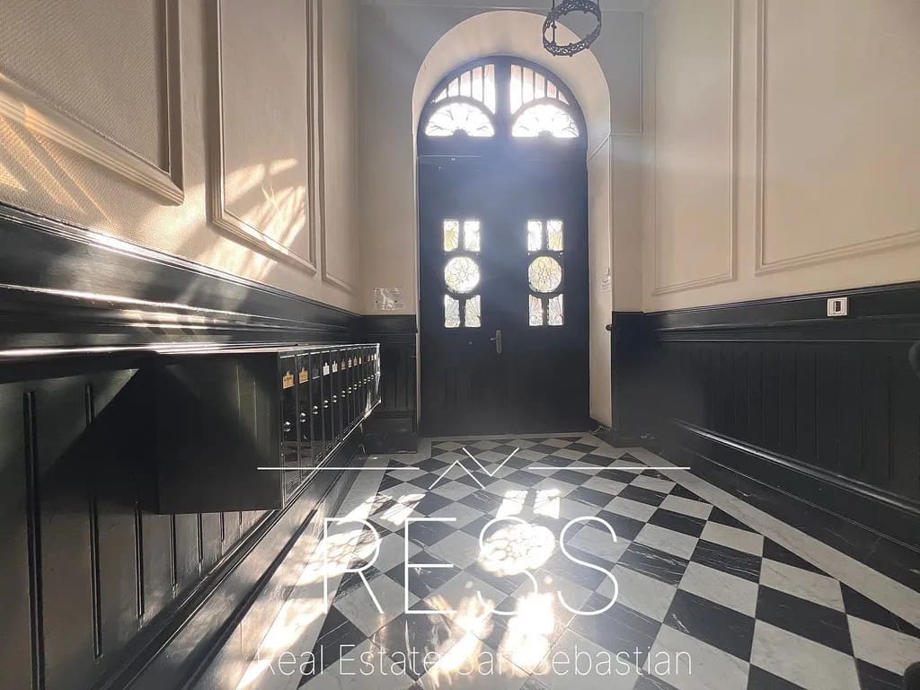 2 sypialnia Mieszkanie na sprzedaż w Donostia-San Sebastian - 845 000 € (Ref: 9797705)